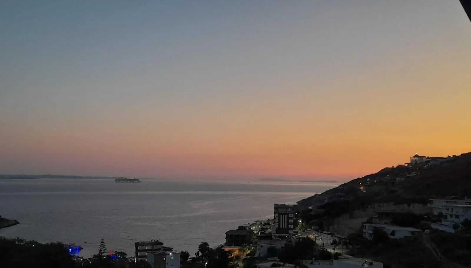 Blue Waves Apartment Sarandë Albania